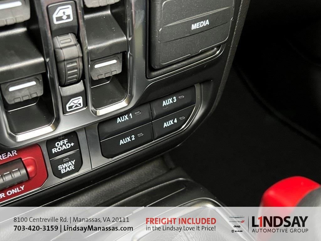 New 2026 Jeep Wrangler Unlimited Rubicon w/ Safety Group image 29