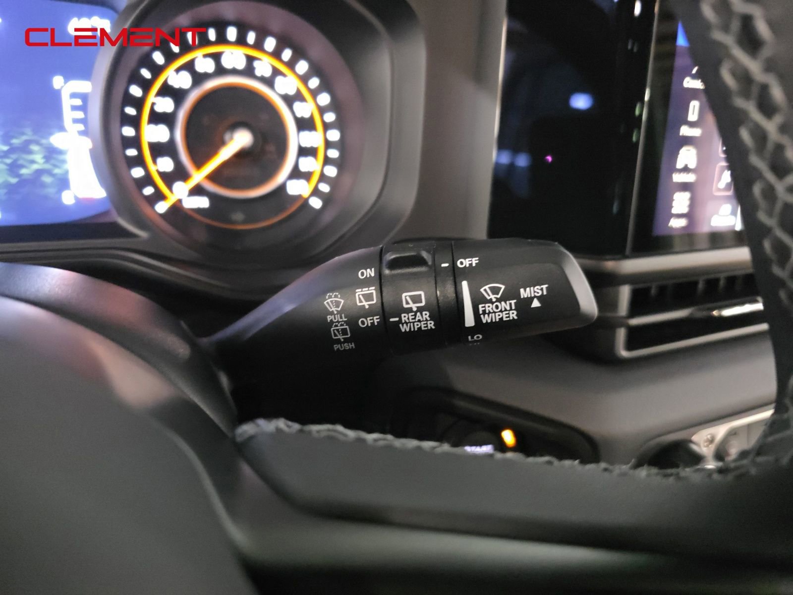 Used 2025 Jeep Wrangler Unlimited Rubicon w/ Steel Bumper Group image 15