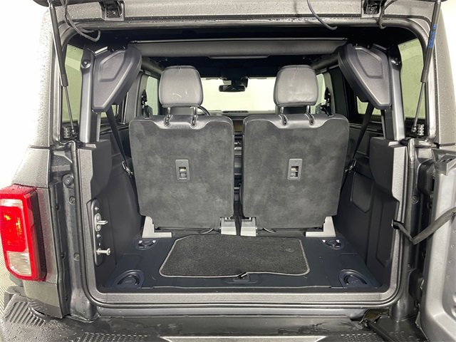 Used 2023 Ford Bronco Black Diamond w/ Sasquatch Package image 16