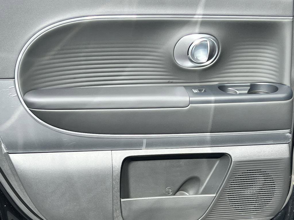 New 2026 Hyundai Ioniq 9 SEL image 9