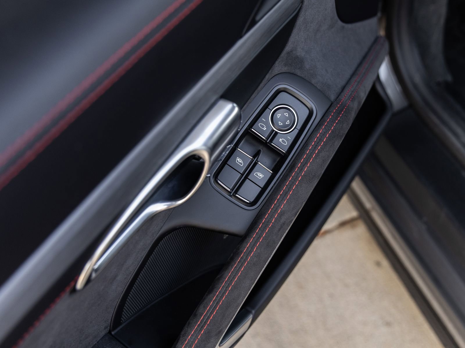 Certified 2018 Porsche 911 GT3 RWD image 27