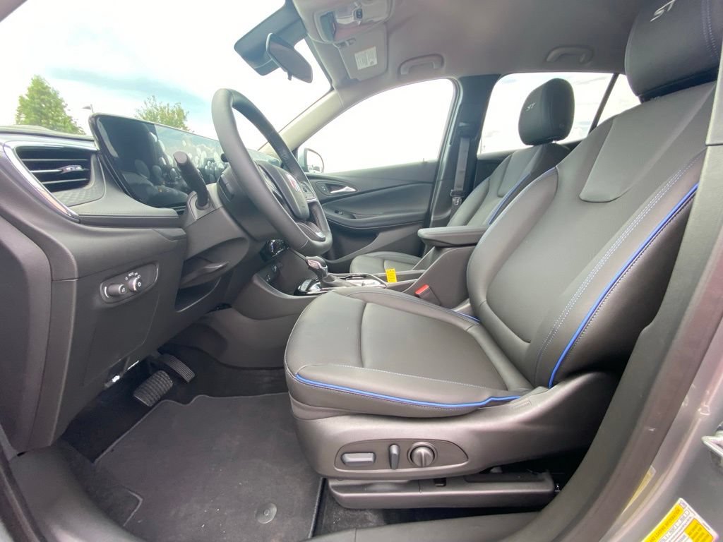 New 2026 Buick Encore GX Sport Touring w/ Advanced Technology Package FWD image 14