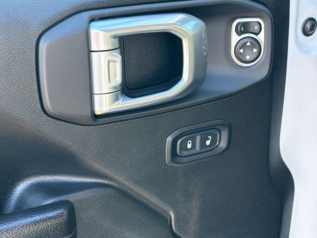 Used 2022 Jeep Gladiator Mojave image 22