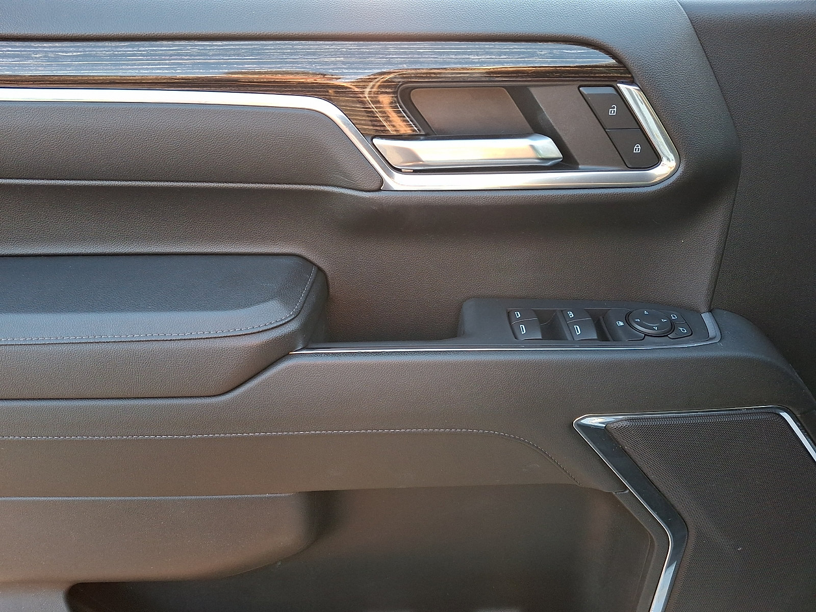 Certified 2024 GMC Sierra 1500 SLE AWD/4WD image 12