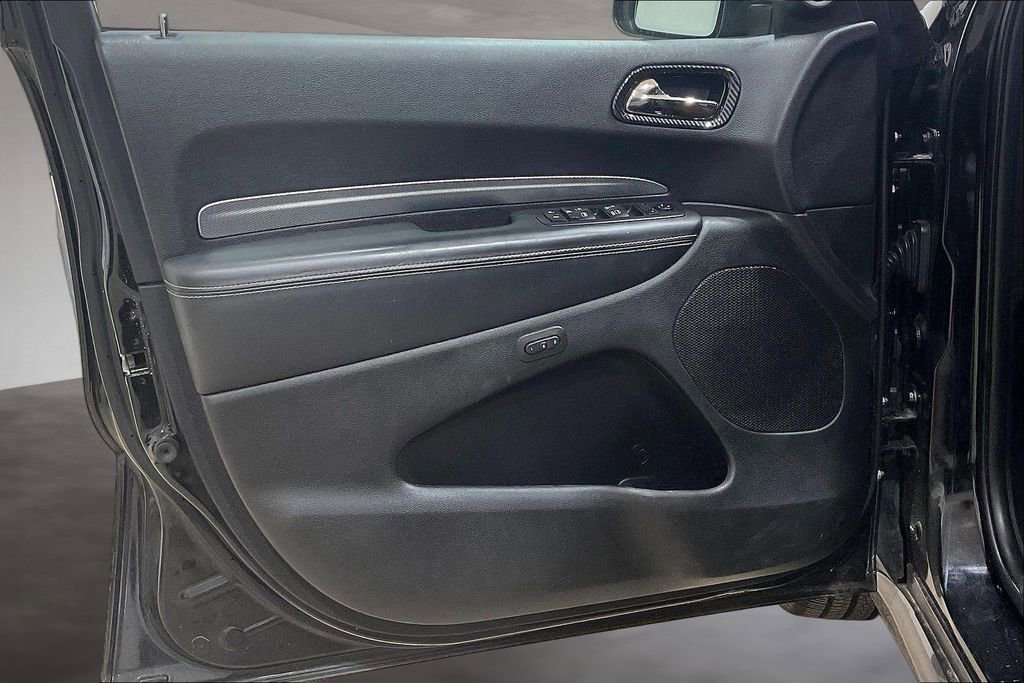 Used 2019 Dodge Durango SRT w/ Technology Group AWD/4WD image 23