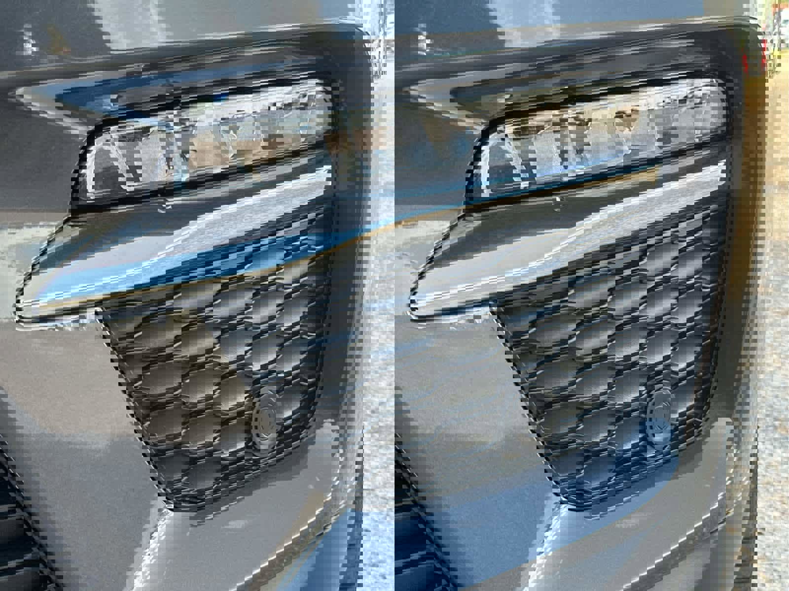 New 2025 Jeep Grand Cherokee Limited w/ Luxury Tech Group II image 10