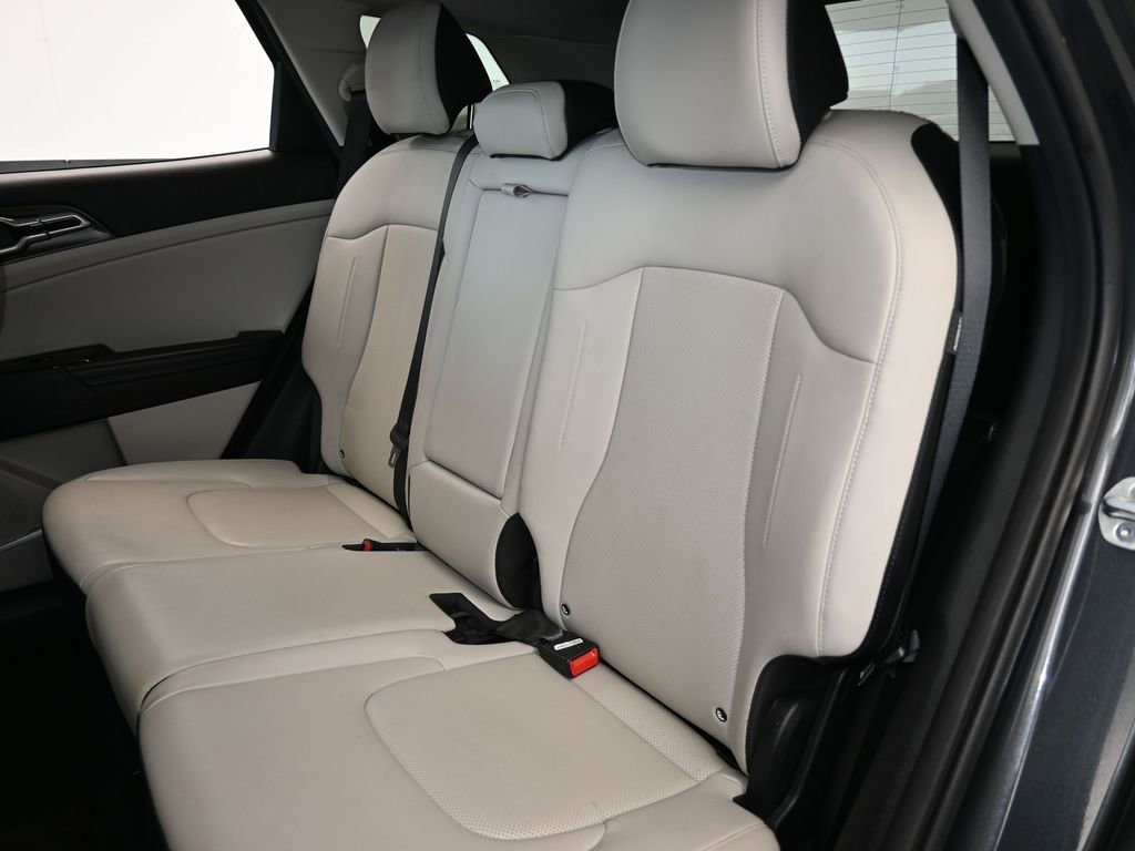 Used 2024 Kia Sportage EX image 35