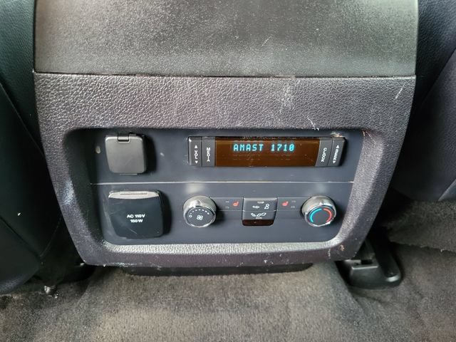 Used 2017 Ford Expedition XLT w/ Equipment Group 201A AWD/4WD image 28