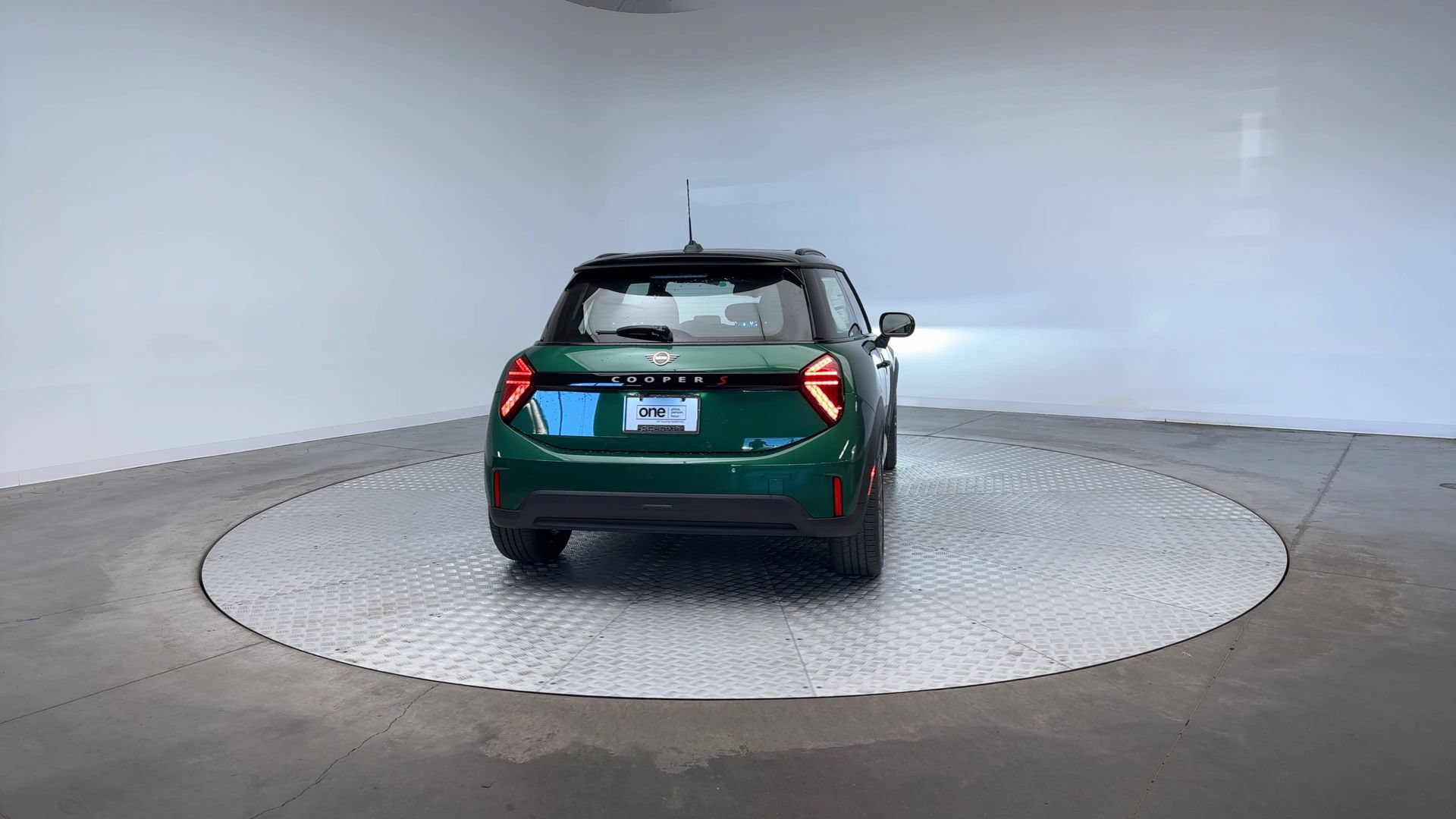 Used 2026 MINI Cooper S FWD image 2