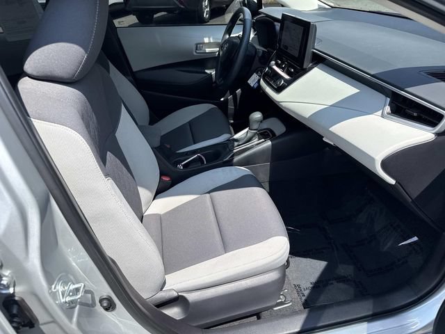 Certified 2025 Toyota Corolla LE FWD image 9