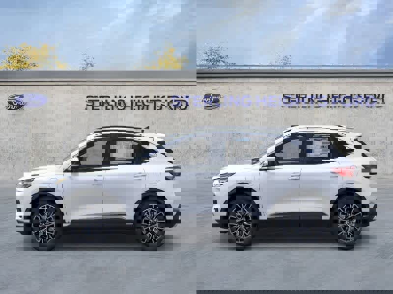 New 2025 Ford Escape SE image 3