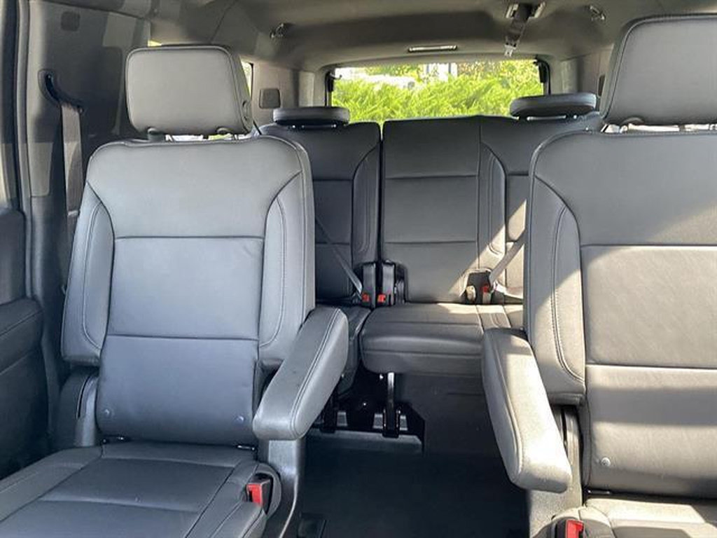 Certified 2026 Chevrolet Suburban LT w/ Comfort Package AWD/4WD image 67
