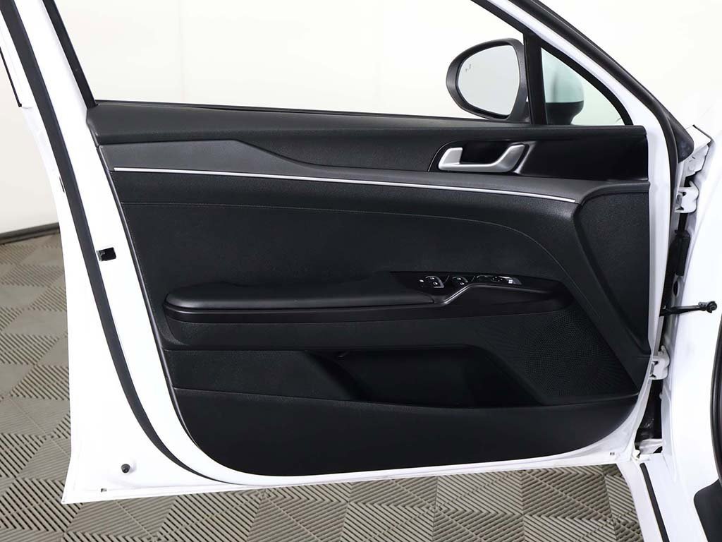 Used 2024 Kia K5 LXS image 21