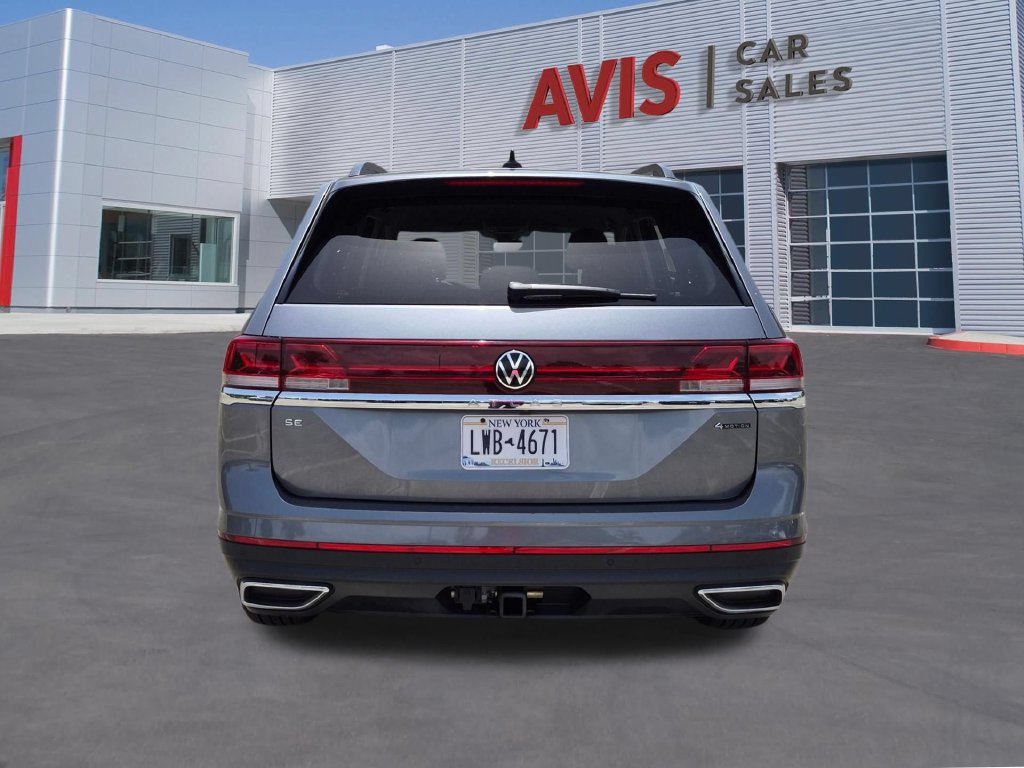 Used 2025 Volkswagen Atlas SE AWD/4WD image 7