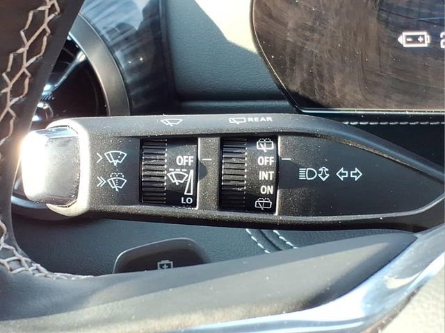 Used 2024 Chevrolet Blazer EV LT AWD/4WD image 24