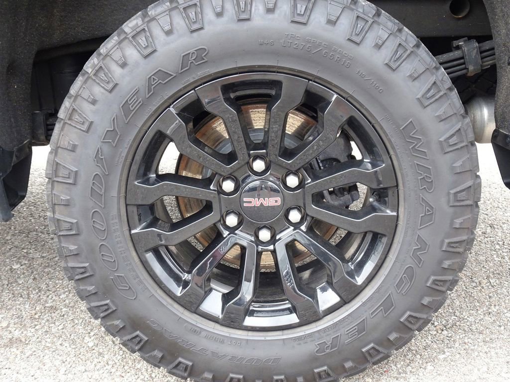 Used 2023 GMC Sierra 1500 AT4X image 28