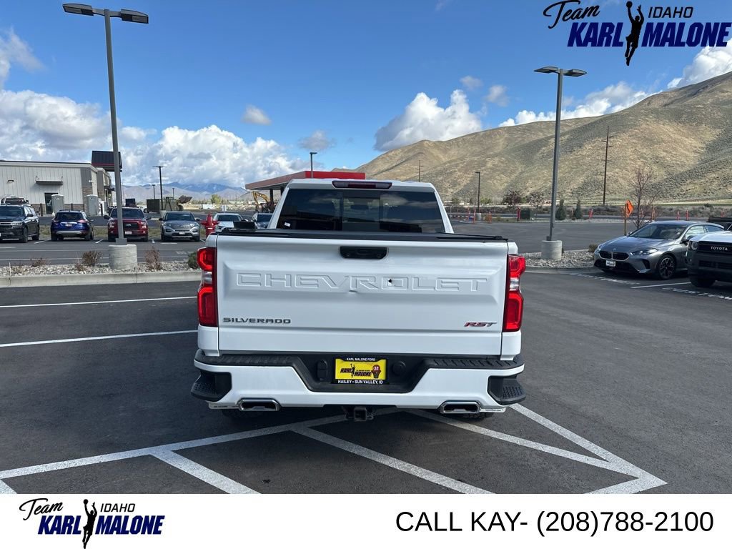 Used 2023 Chevrolet Silverado 1500 RST AWD/4WD image 3