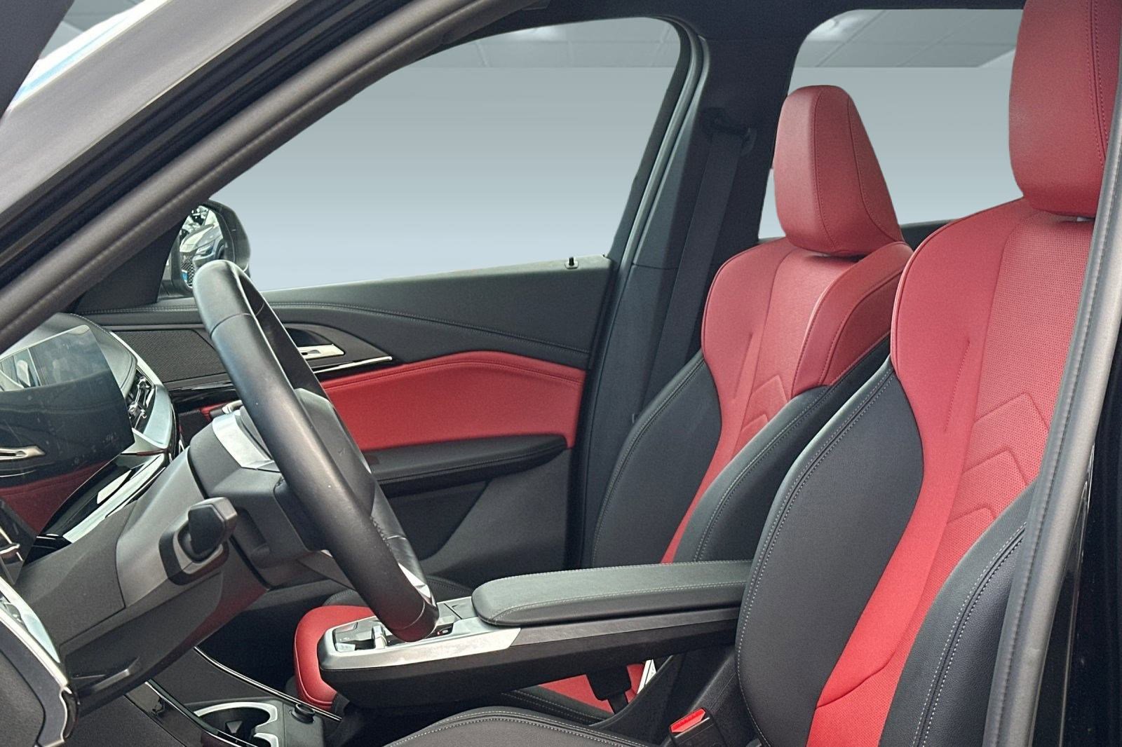 Certified 2023 BMW X1 xDrive28i w/ Convenience Package image 5