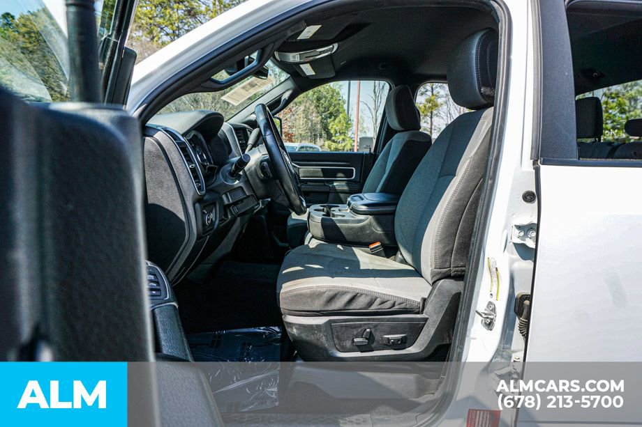 Used 2024 RAM 3500 Big Horn AWD/4WD image 19