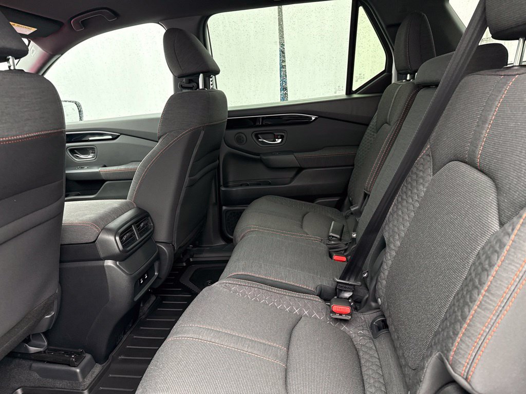 New 2026 Honda Pilot Sport image 14