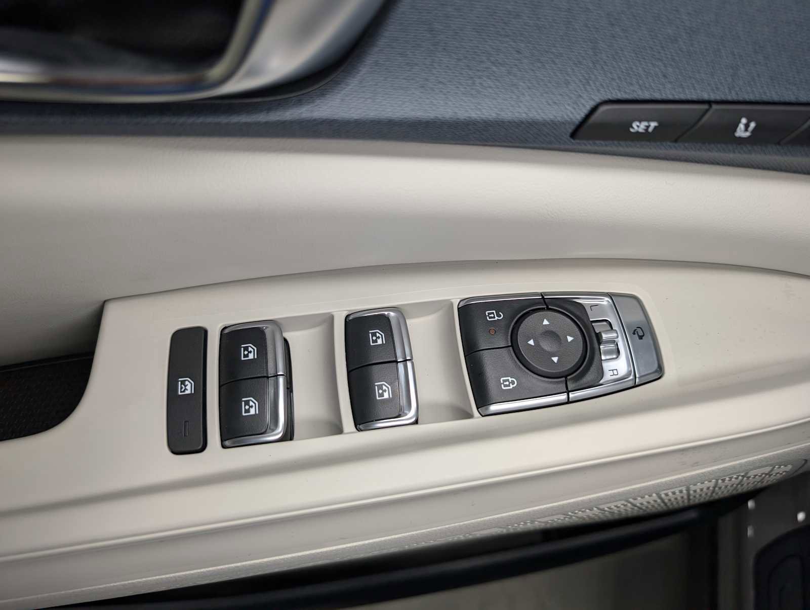 New 2026 Kia Carnival SX image 38