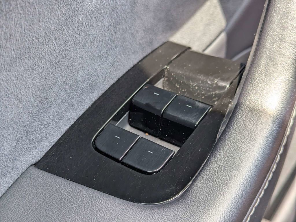 Used 2018 Tesla Model 3 Mid Range RWD image 22