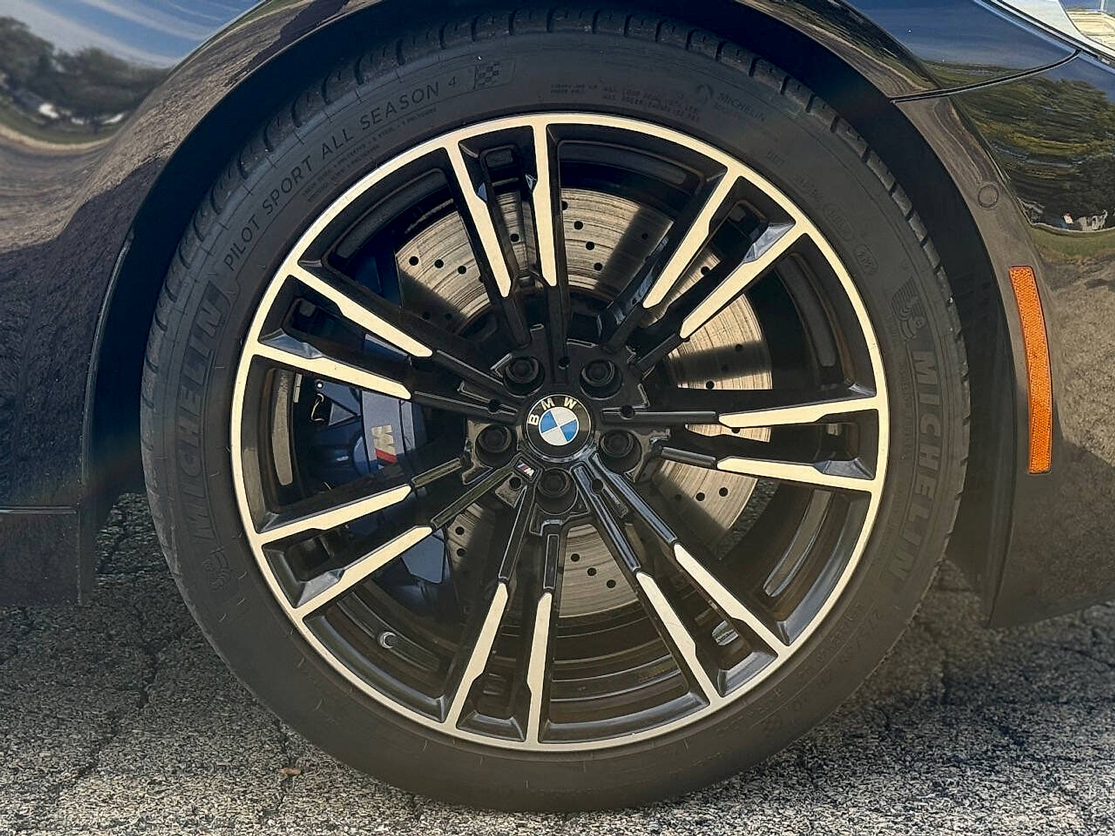 Used 2019 BMW M5 w/ Executive Package image 14