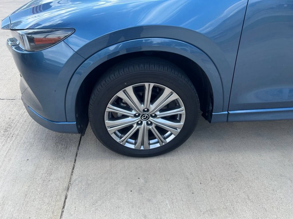 Used 2023 MAZDA CX-5 Signature AWD/4WD image 2