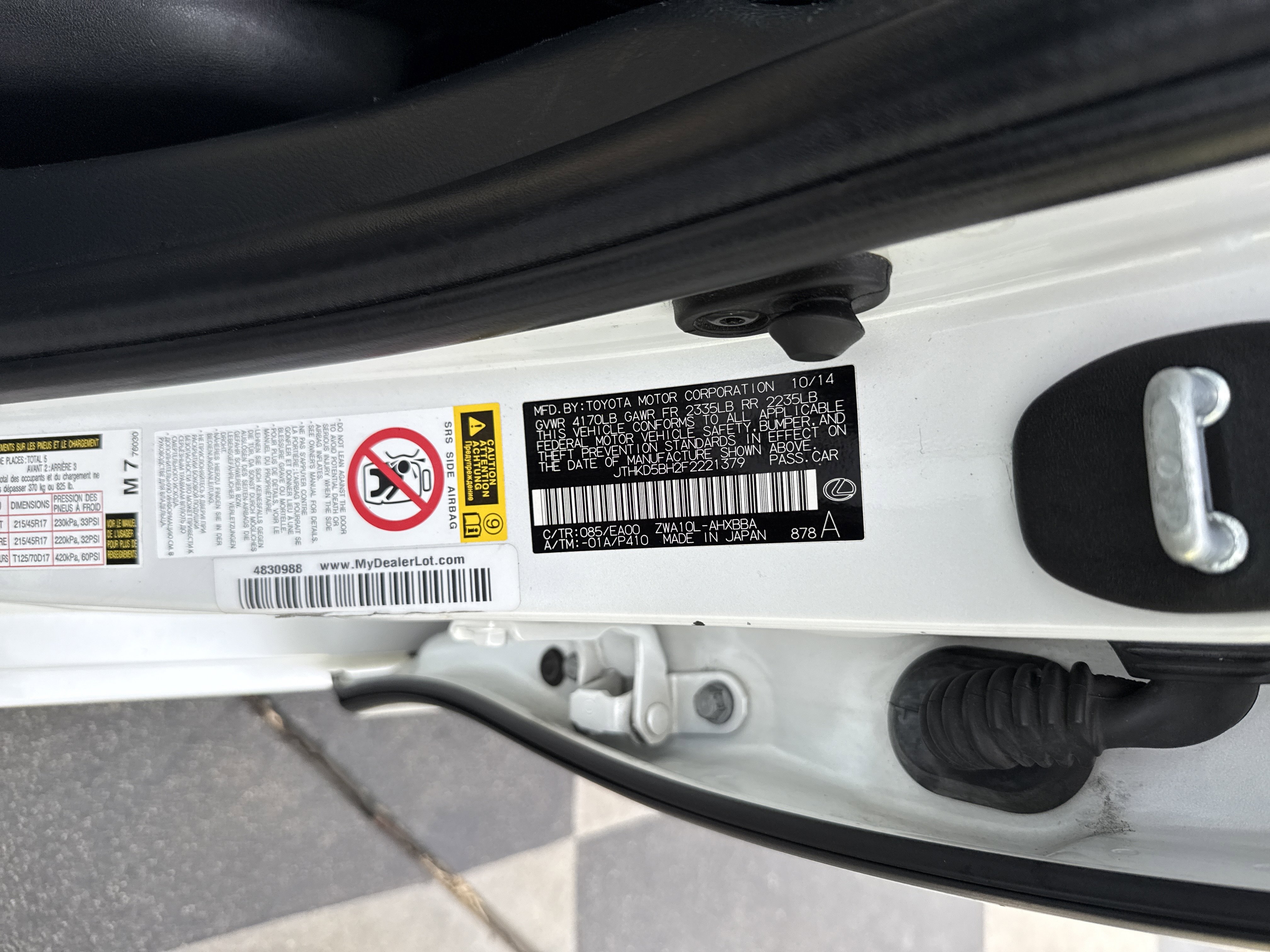 Used 2015 Lexus CT 200h w/ Navigation Package image 37