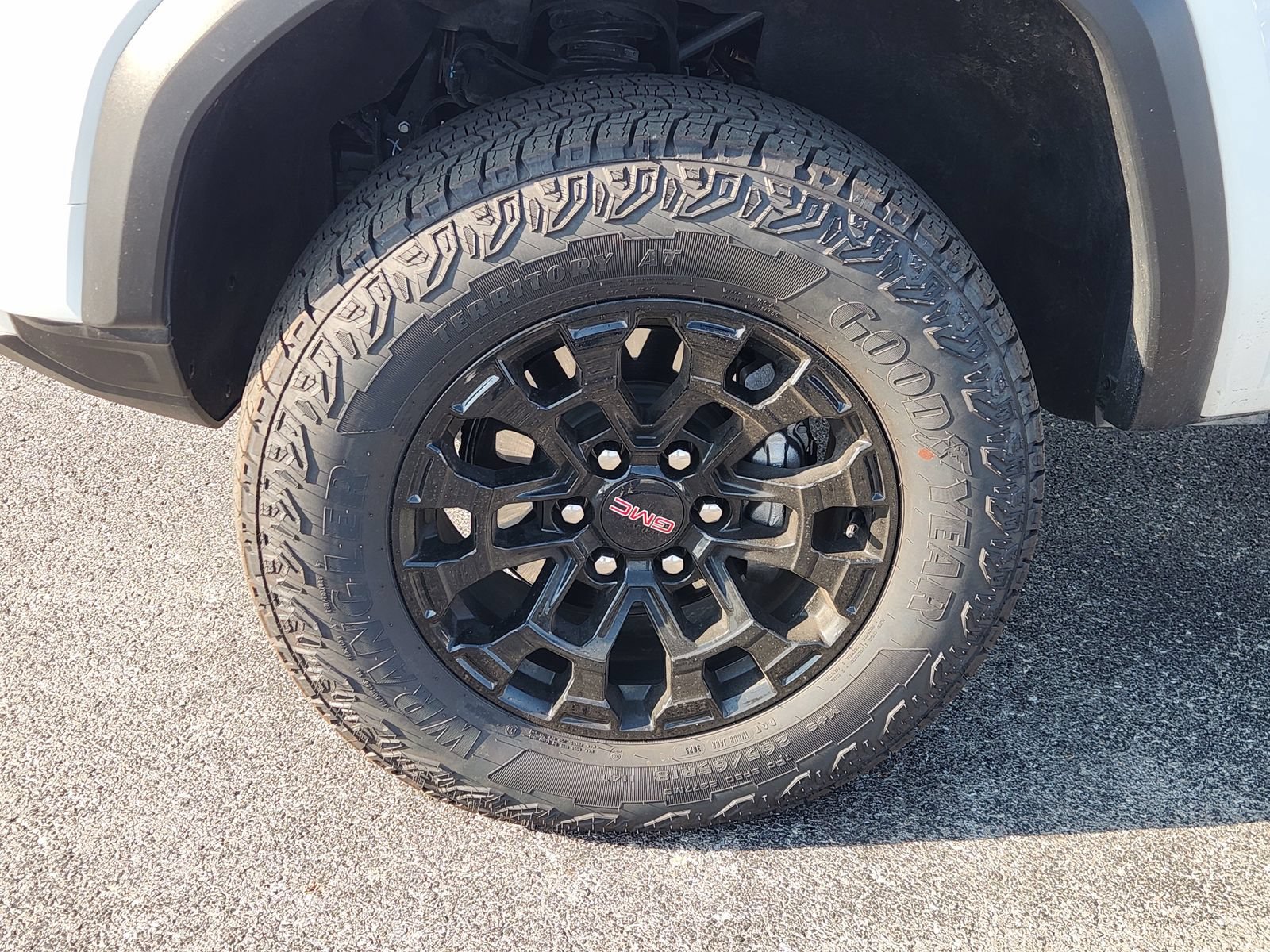 New 2026 GMC Canyon Elevation w/ Convenience Package RWD image 14