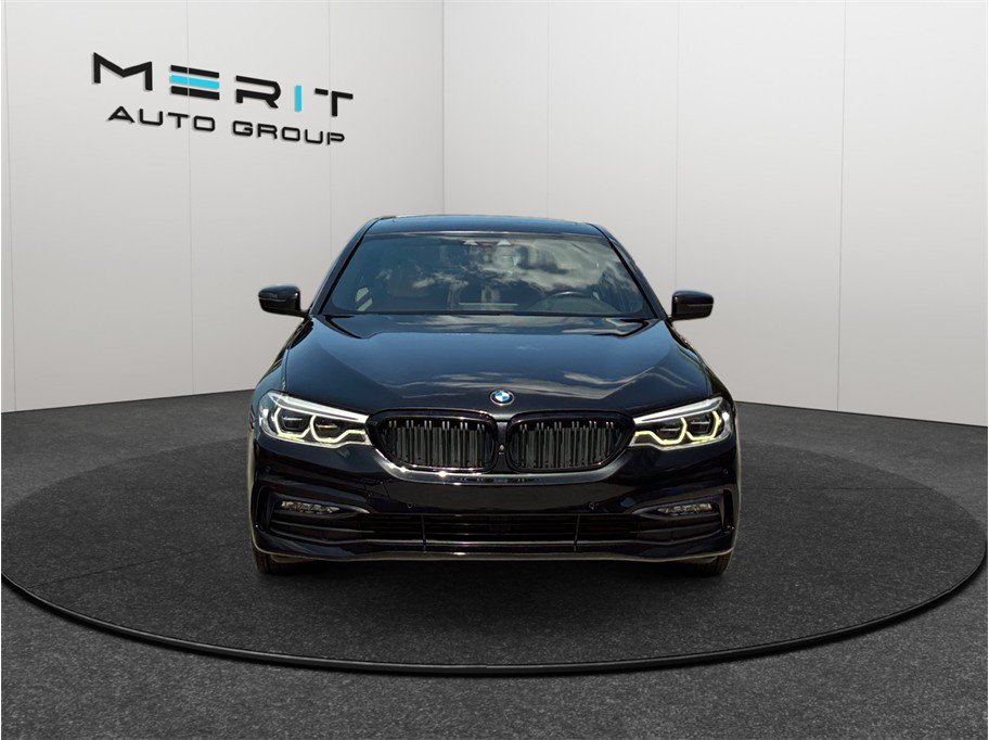 Used 2018 BMW 530i w/ Premium Package RWD image 3