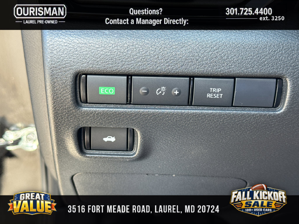 Used 2024 Nissan Sentra SV FWD image 33