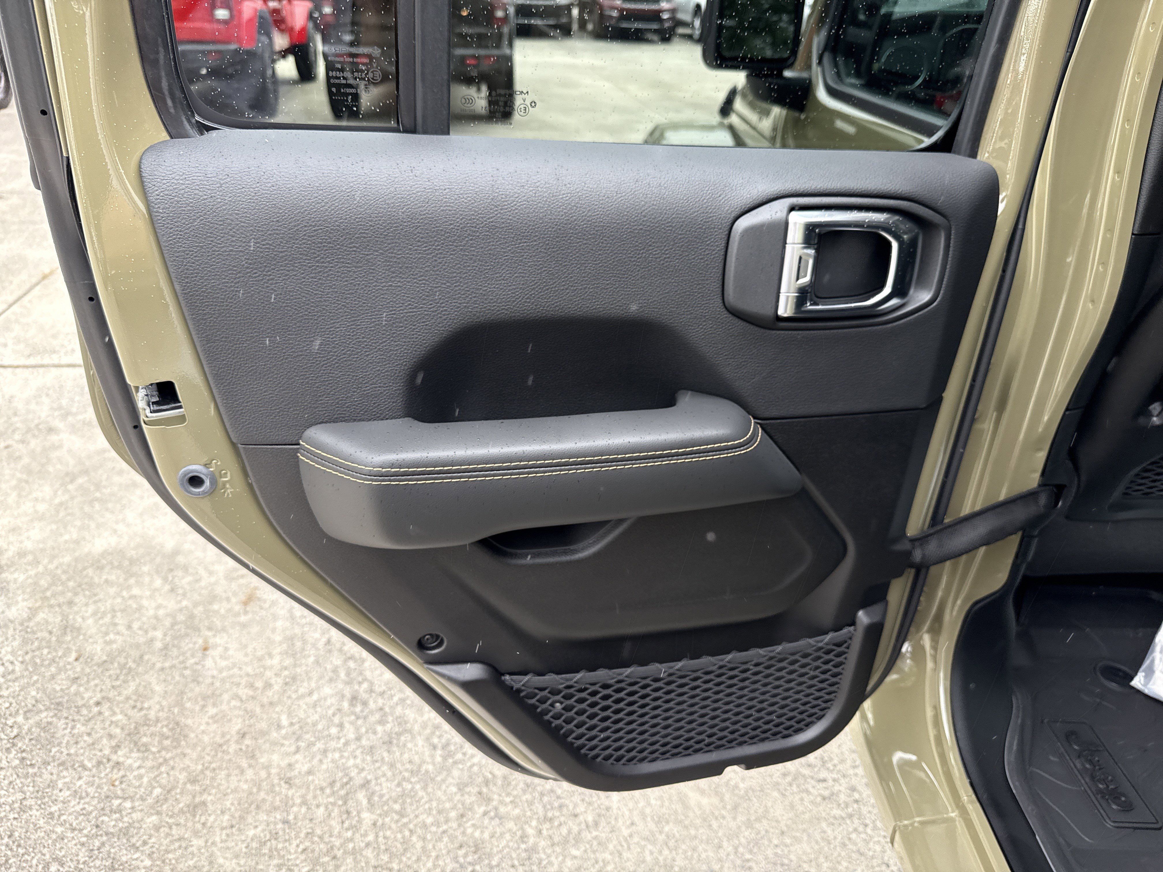 New 2025 Jeep Gladiator Sport w/ Premium Package image 23