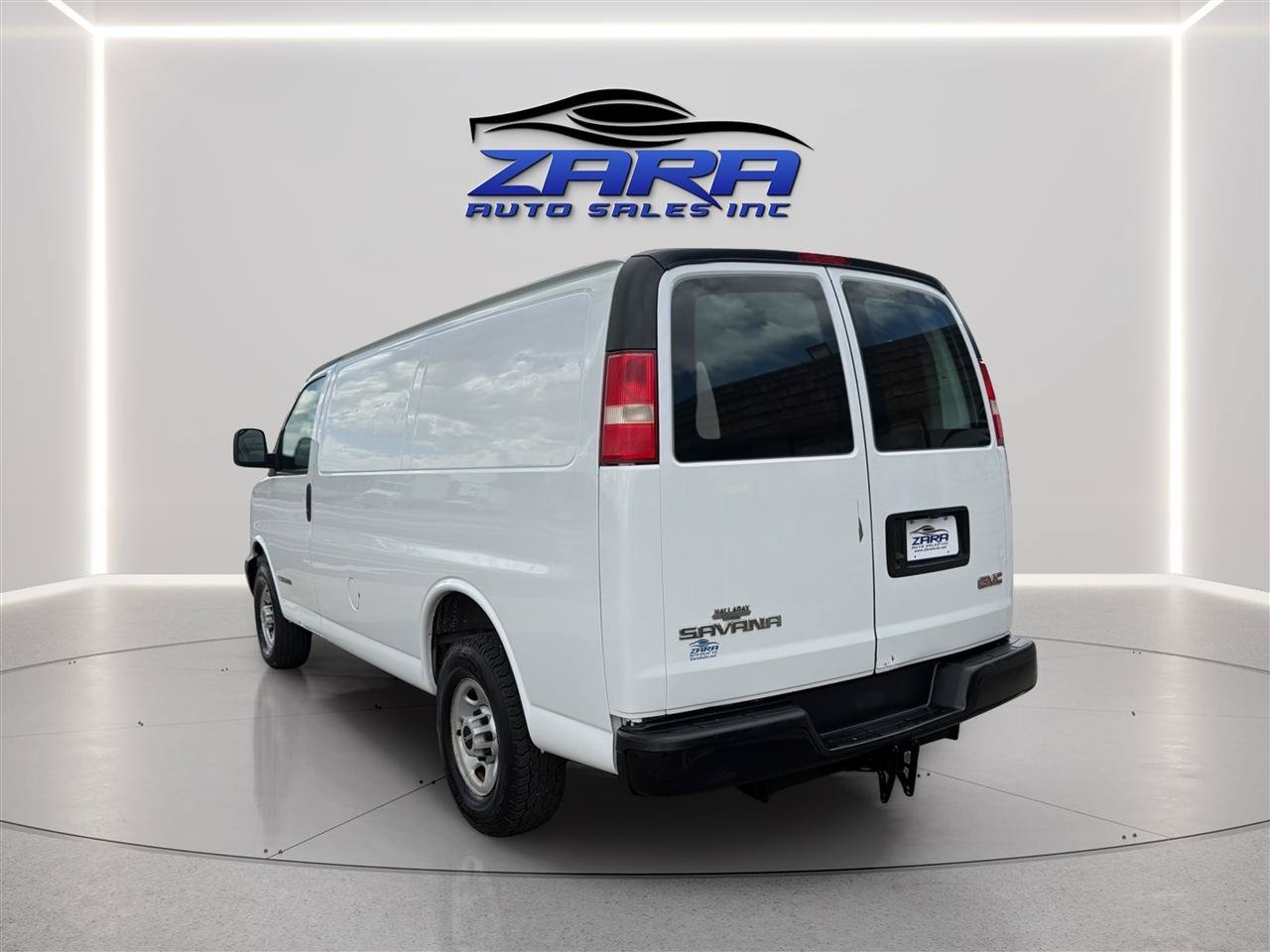 Used 2006 GMC Savana 2500 RWD image 5