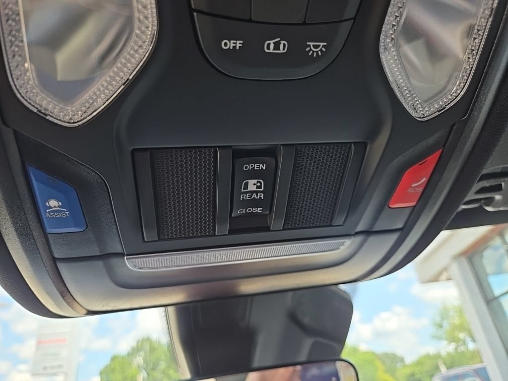 New 2027 RAM 1500 Express AWD/4WD image 75