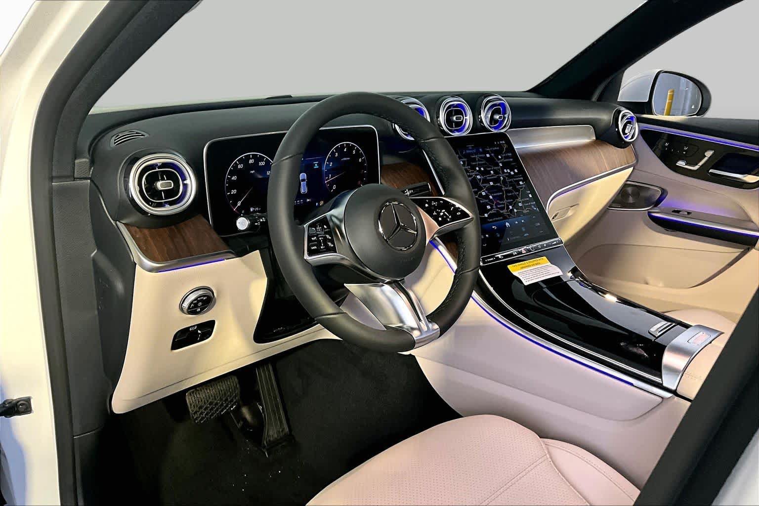 New 2026 Mercedes-Benz GLC 300 4MATIC image 9