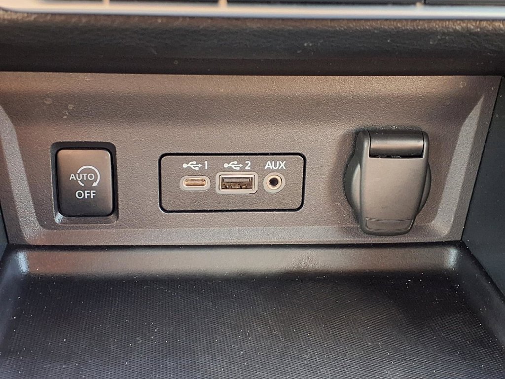 Used 2024 Nissan Sentra SR FWD image 8