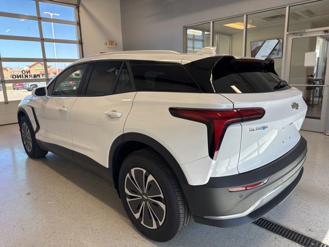 New 2025 Chevrolet Blazer EV LT AWD/4WD image 12