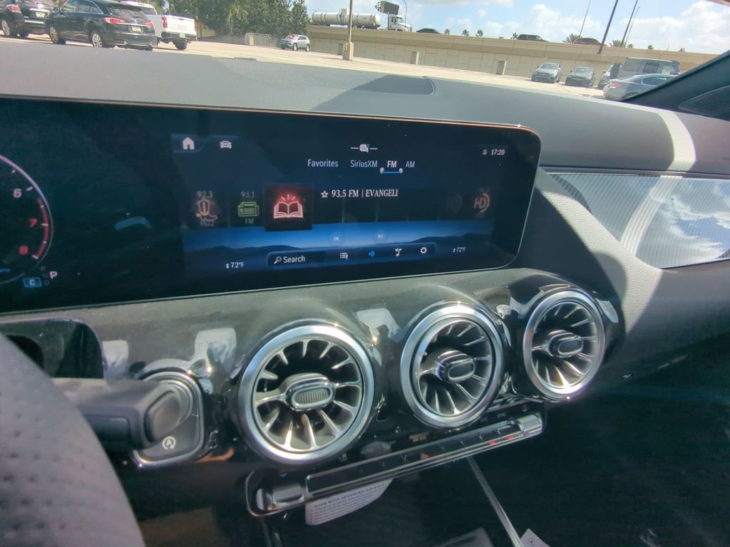 Certified 2025 Mercedes-Benz GLA 250 image 6