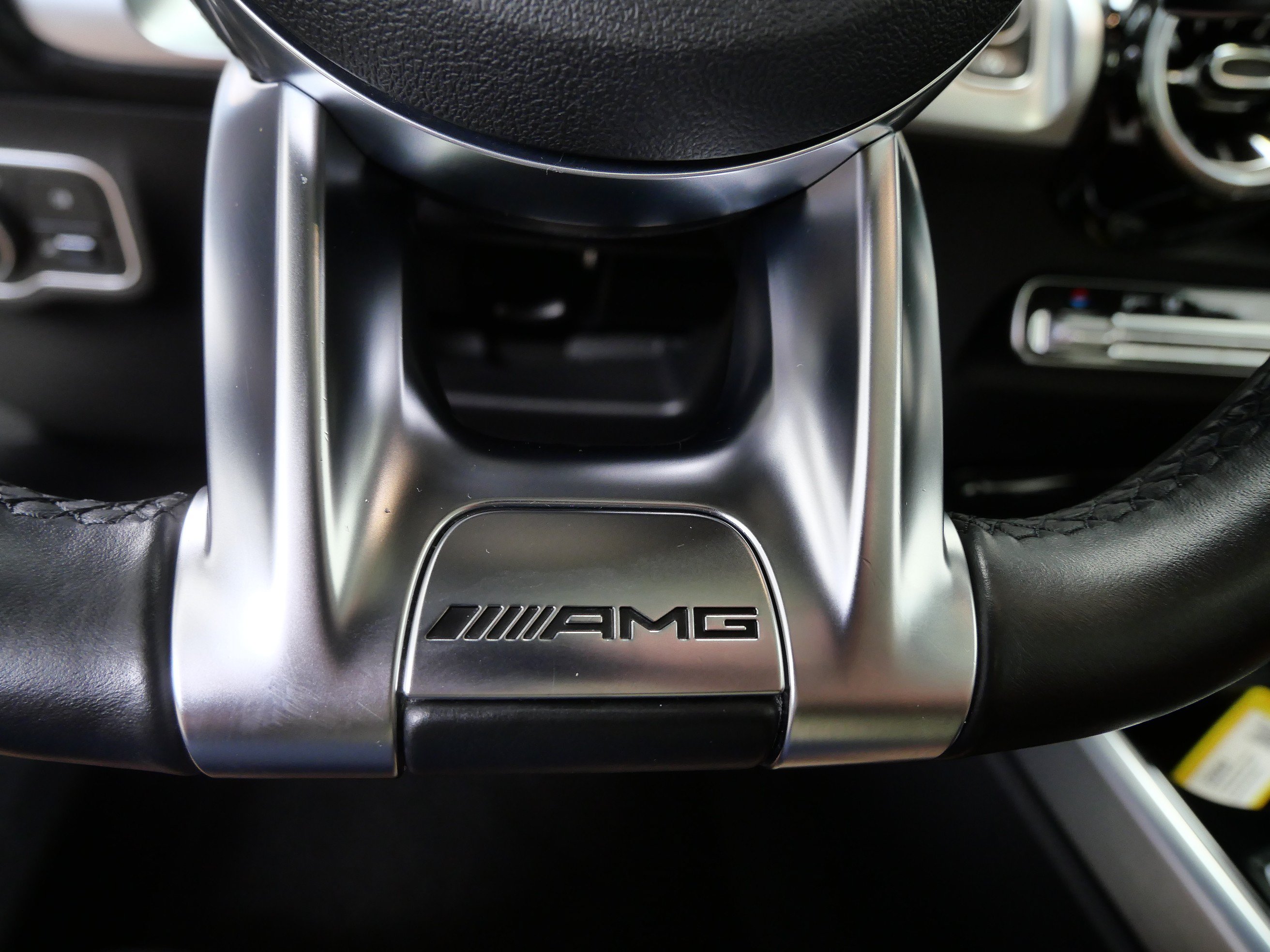 Certified 2022 Mercedes-Benz GLB 35 AMG 4MATIC image 29