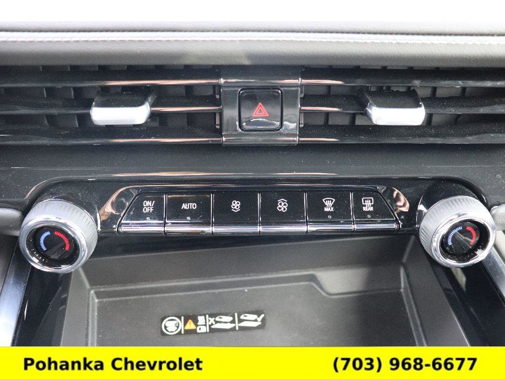 Certified 2025 Chevrolet Suburban Z71 image 15