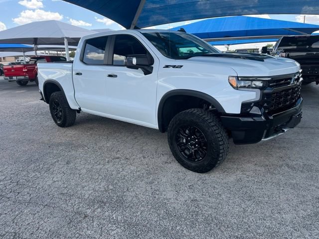 Certified 2025 Chevrolet Silverado 1500 ZR2 w/ Technology Package AWD/4WD image 3