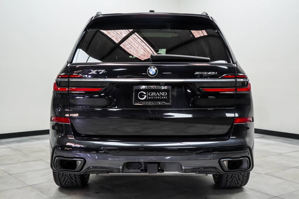 Used 2023 BMW X7 xDrive40i w/ M Sport Package AWD/4WD image 11