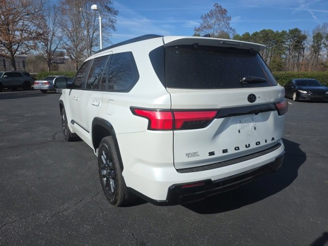 Used 2025 Toyota Sequoia Platinum image 8