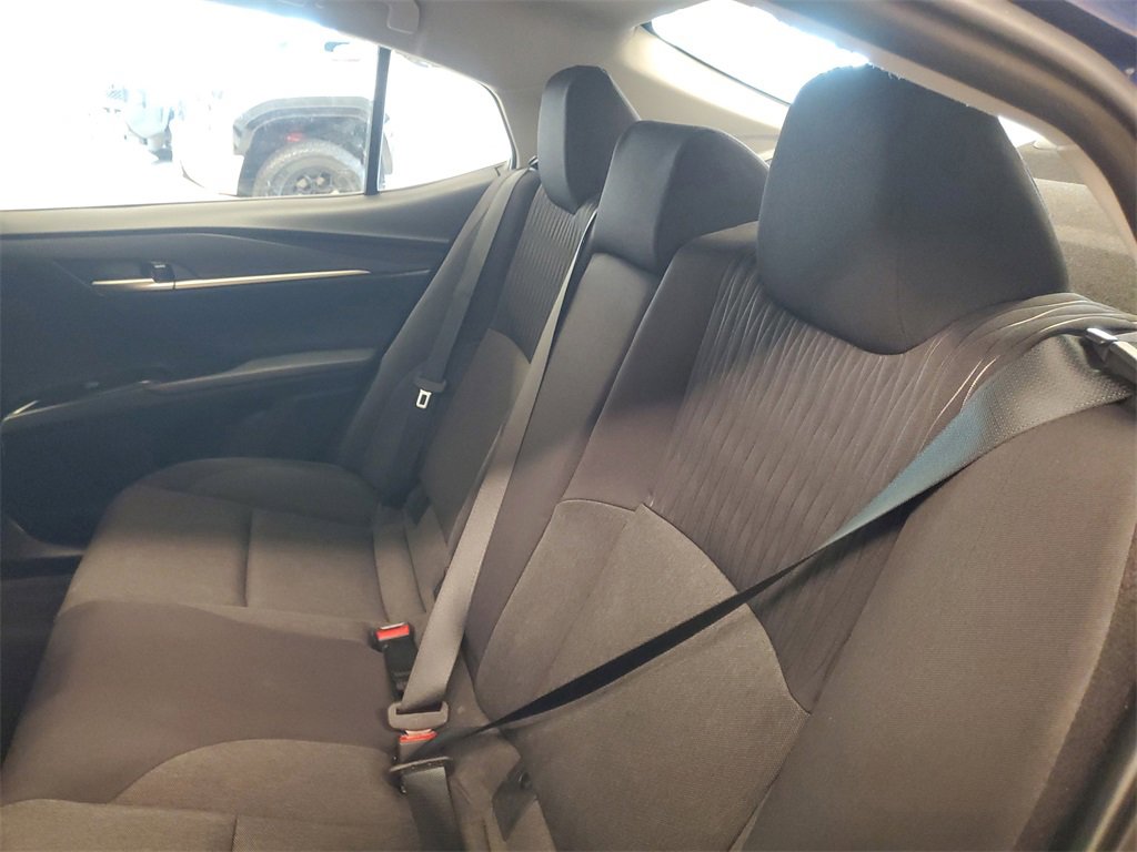 Used 2025 Toyota Camry LE image 12