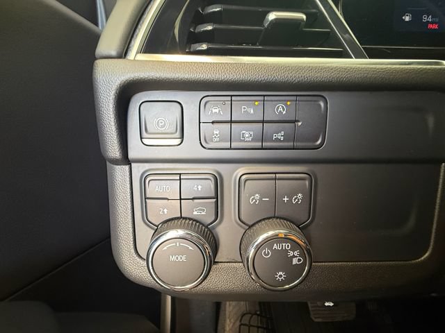 Certified 2025 Chevrolet Tahoe LT AWD/4WD image 16