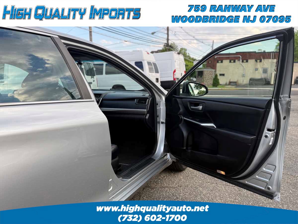 Used 2017 Toyota Camry SE FWD image 20