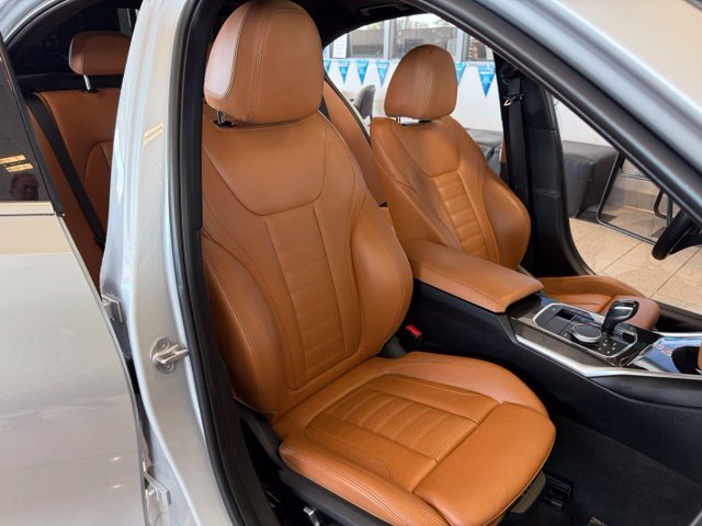Used 2019 BMW 330i Sedan w/ Convenience Package RWD image 29