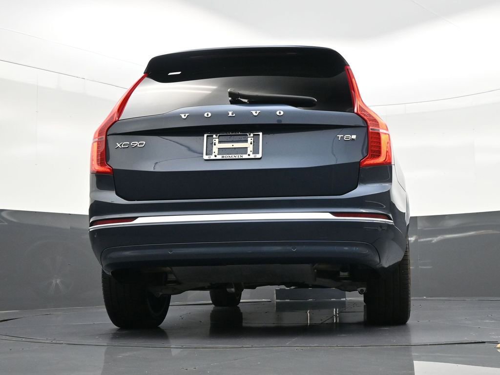 Certified 2025 Volvo XC90 T8 Core w/ Protection Package image 27