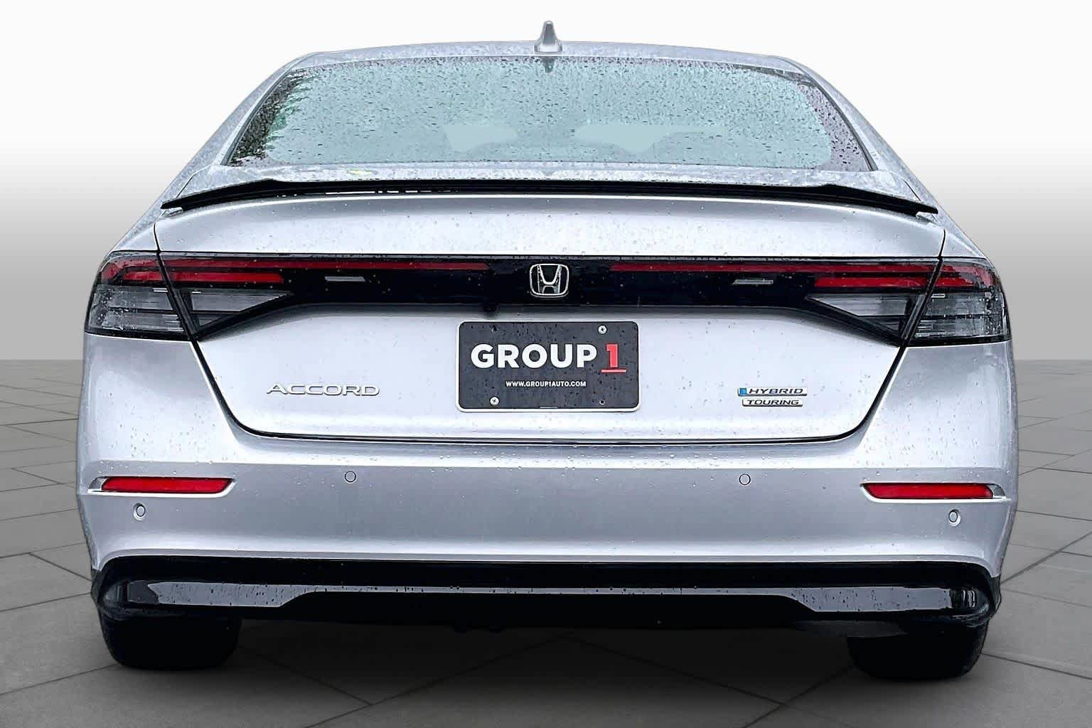 Used 2025 Honda Accord Touring image 4